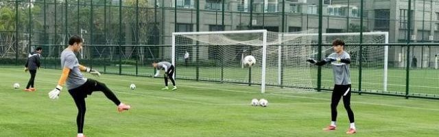 世界杯预选赛下载-广州队热身2比2亚泰 阿兰回归首球埃里克破门