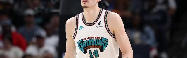 世预赛手机观看平台-姚明曾有类似伤病！华裔中锋伊迪再次接受脚踝手术