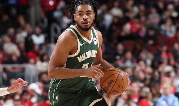 世预赛高清直播入口-把雄鹿坑了！卡梅伦-托马斯投篮命中率只有25.6%，难怪篮网不要他