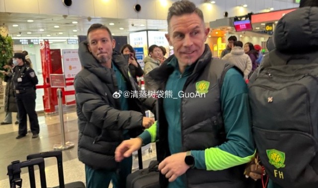 世预赛官方客户端-博主：原成都蓉城奥地利籍守门员教练汉斯正式加盟北京国安