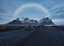 世预赛官网app下载-湖人主场狂输36分，球迷：这阵容连2K都认不全